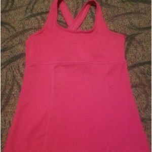 Champion Tank L built in bra